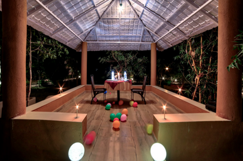 Tadoba 5 Star Hotel/Resort